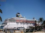 Barco crucero en Bahía de Palma de Mallorca