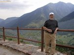 Antonio en un mirador del Valle de Arán.