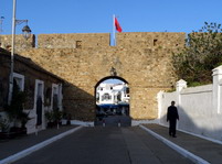 Entrada a la kasbah. Asilah.