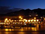Vista nocturna de Cuzco.