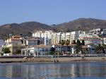 Vista parcial de La Cala del Moral desde el mar