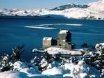 Castillo de Eileen, nevado. Escocia.