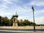 Estatua de San Vicente en el Puente del Real. Valencia.