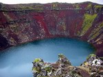 Lago en crater